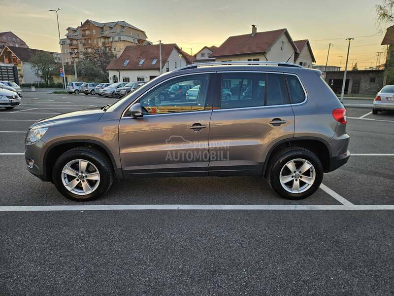 Volkswagen Tiguan 2.0 tsi dsg 4x4
