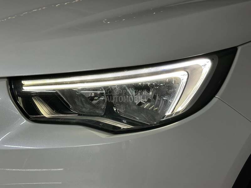 Opel Grandland X 1.2 INNOVATION PERLA