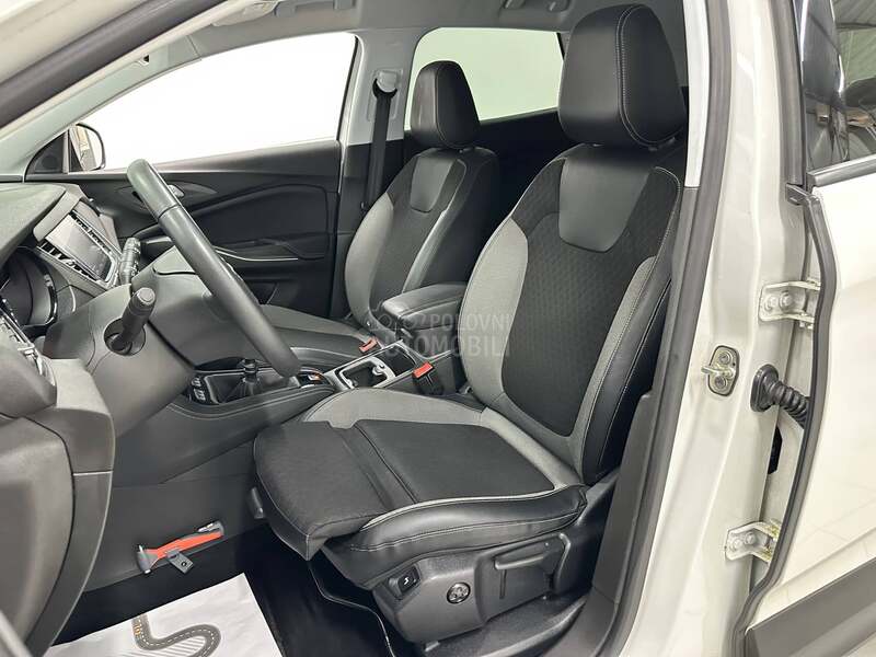 Opel Grandland X 1.2 INNOVATION PERLA