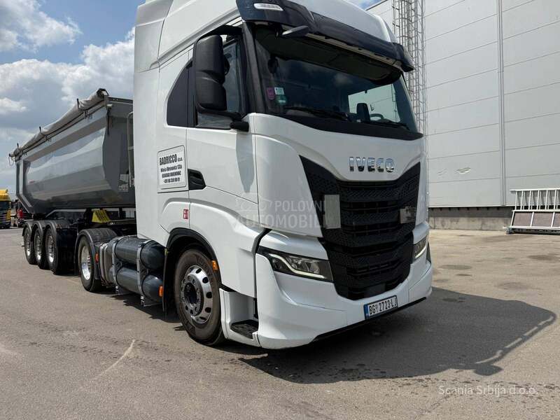 Iveco AS440ST