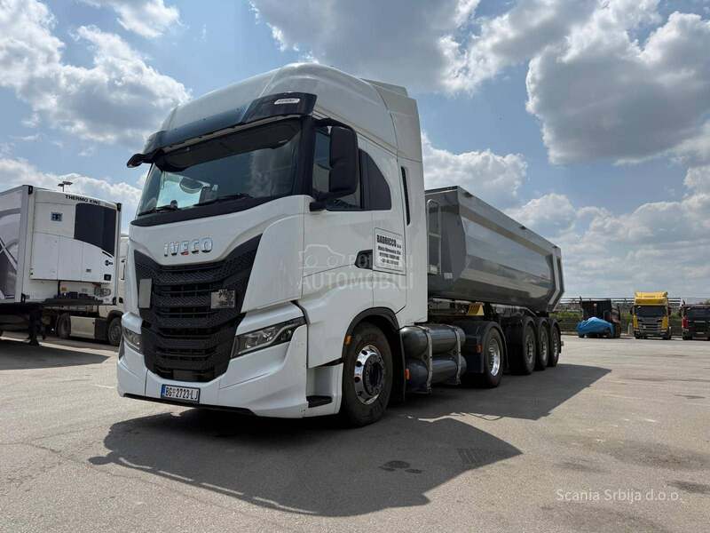 Iveco AS440ST