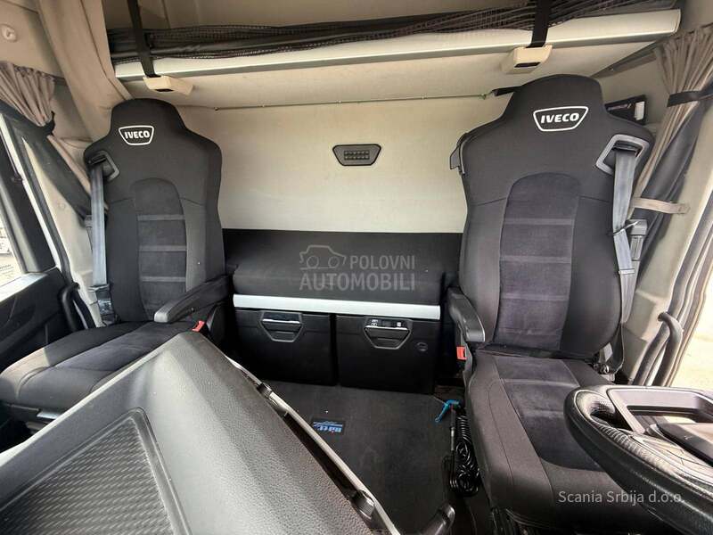 Iveco AS440ST