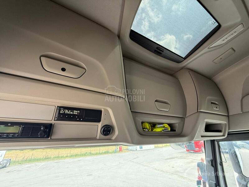 Iveco AS440ST