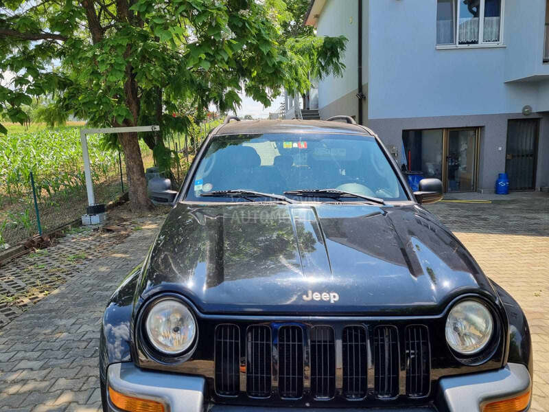 Jeep Cherokee 2.5 crd