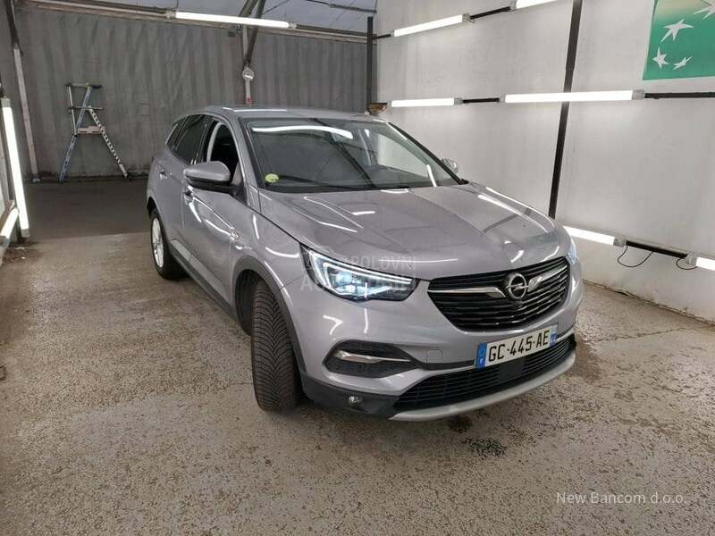 Opel Grandland X 1.5BlueHDI AT8