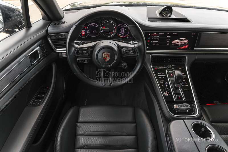 Porsche Panamera 4 E-HYBRID Platinum