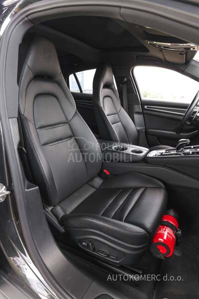 Porsche Panamera 4 E-HYBRID Platinum