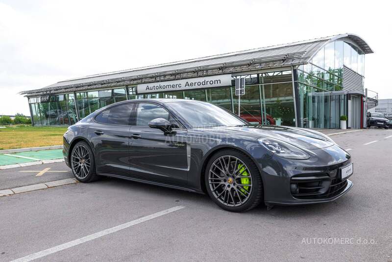 Porsche Panamera 4 E-HYBRID Platinum