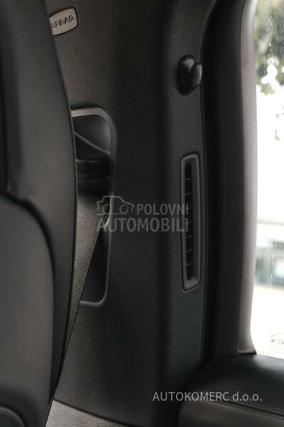Porsche Panamera 4 E-HYBRID Platinum