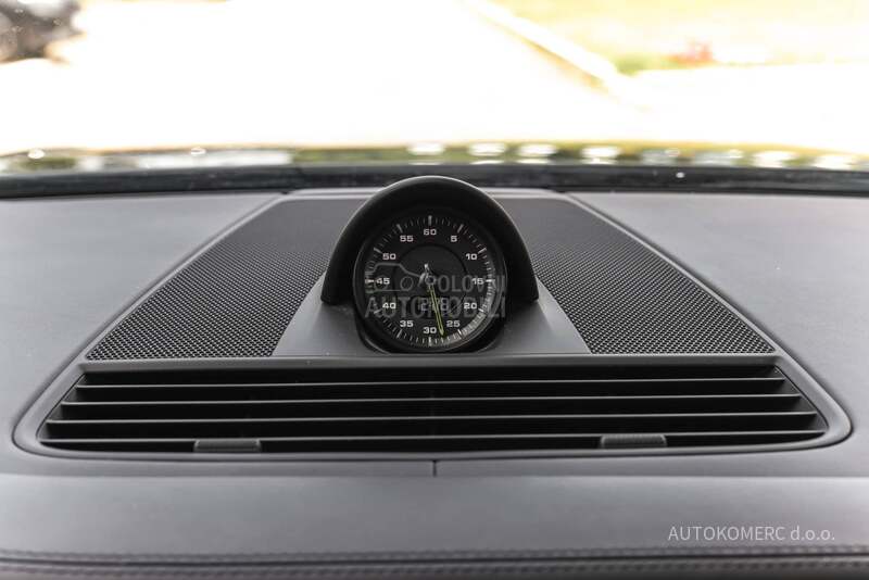 Porsche Panamera 4 E-HYBRID Platinum