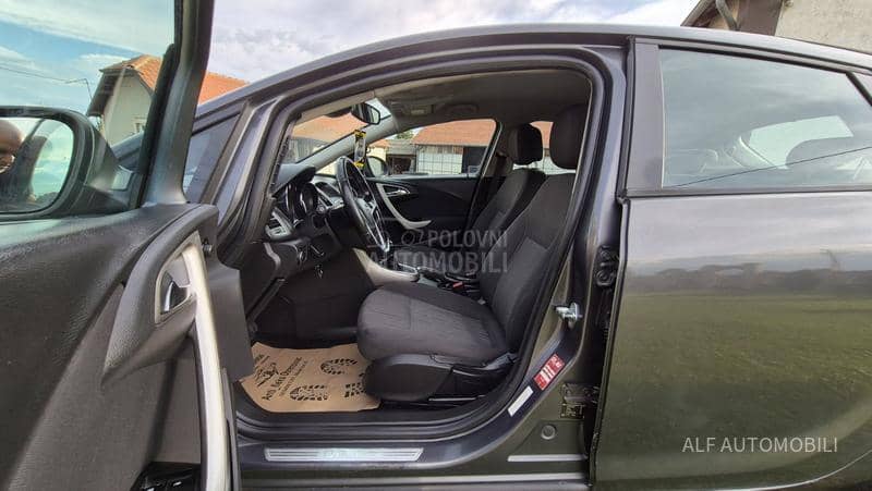 Opel Astra J 1.7 cdti