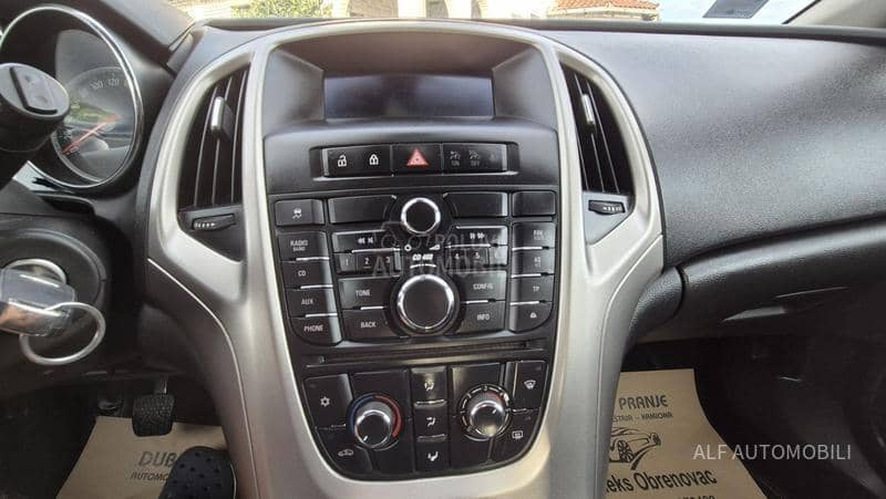 Opel Astra J 1.7 cdti