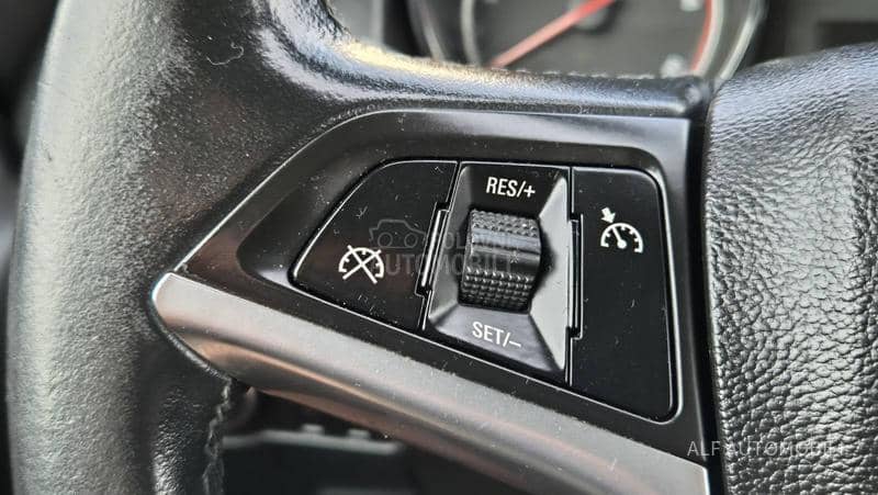 Opel Astra J 1.7 cdti