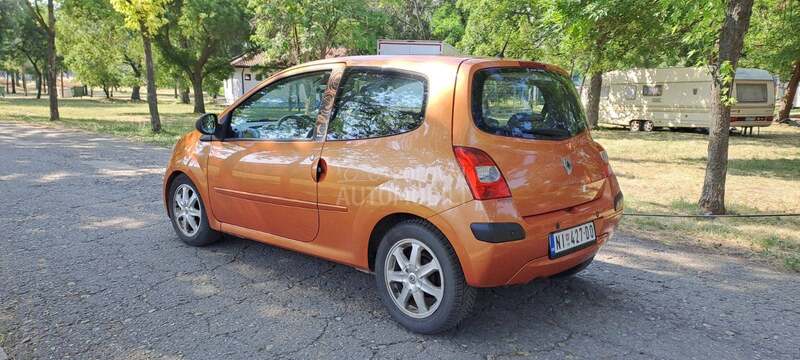 Renault Twingo initiale Paris