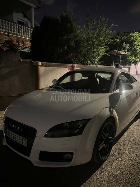 Audi TT 