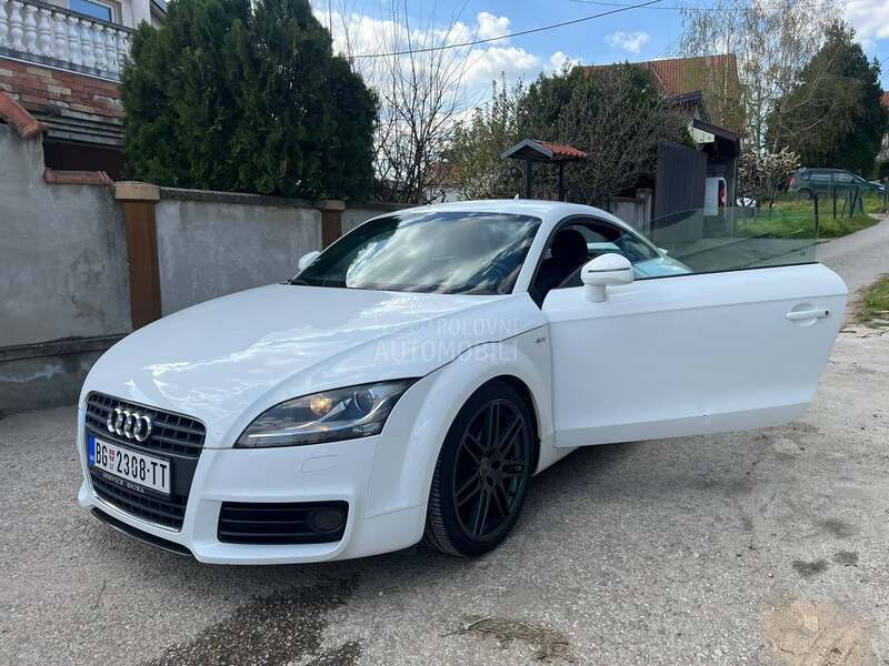 Audi TT 