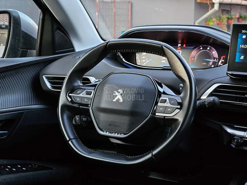 Peugeot 3008 1.5 BlueHDi Restyle
