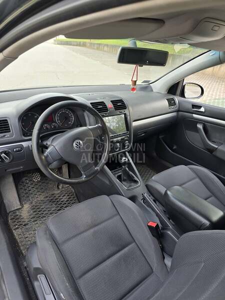 Volkswagen Golf 5 