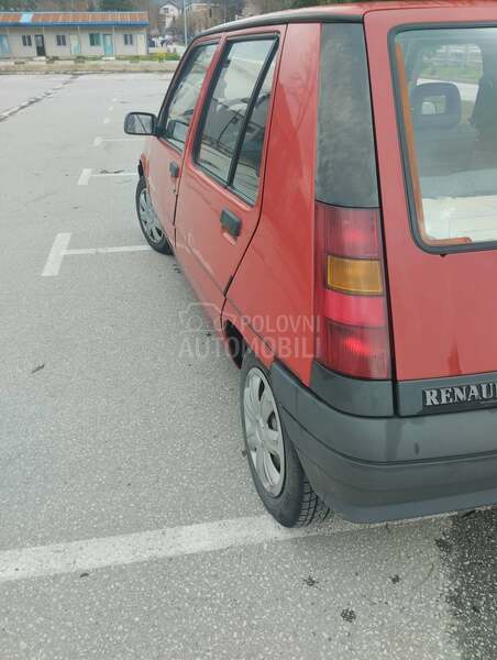 Renault R 5 