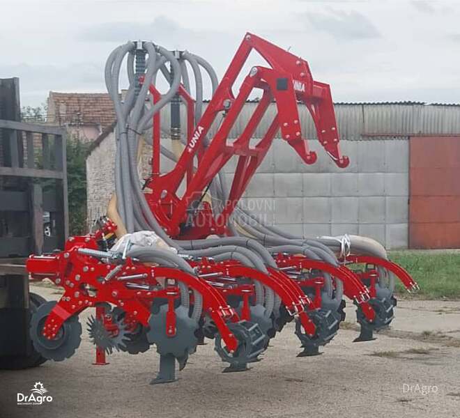 UNIA STRIP TILL HAWK