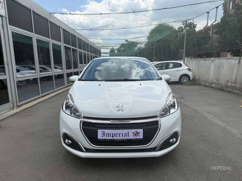 Peugeot 208 1.2 B