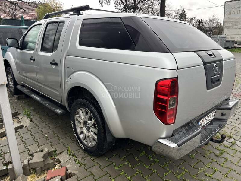 Nissan Navara 3.0 v6