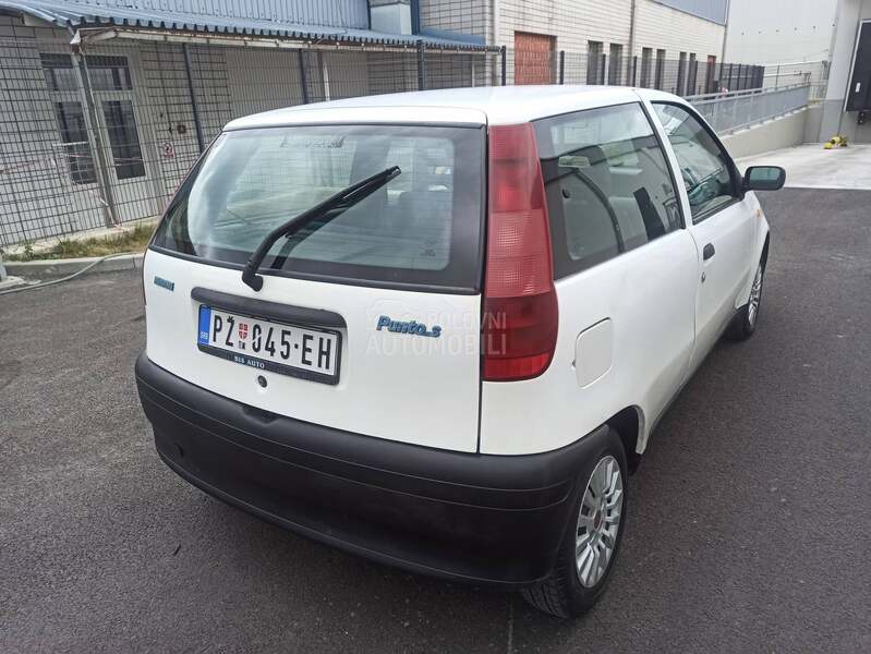 Fiat Punto 1.1 / DUG0 REG
