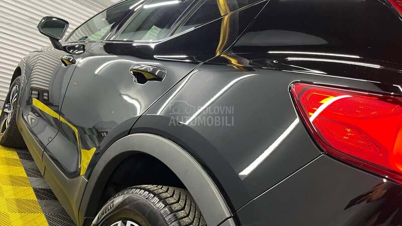 Volvo XC40 R DESIGN BLACK