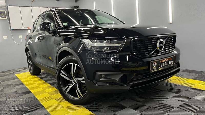 Volvo XC40 R DESIGN BLACK