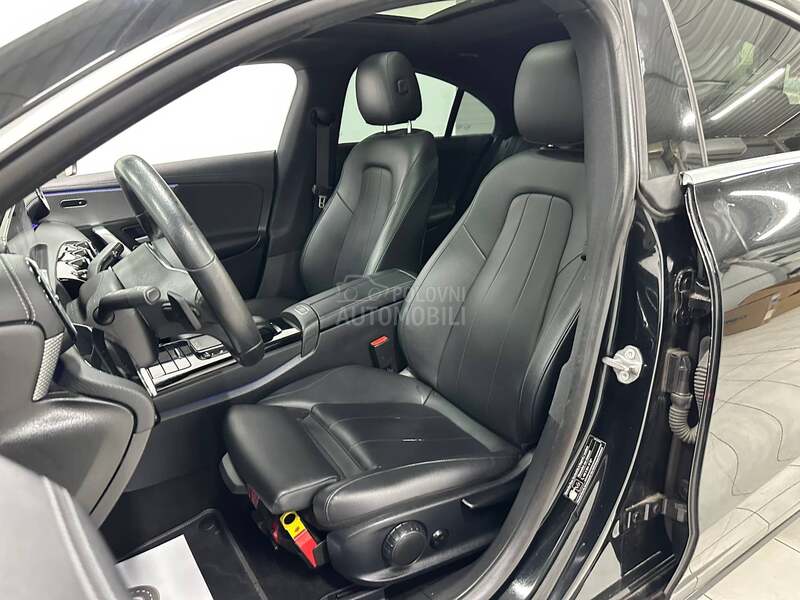 Mercedes Benz CLA 180 AMB AUT