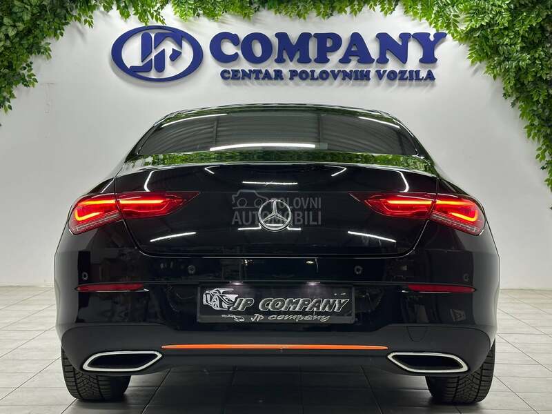 Mercedes Benz CLA 180 d AUT PAN AMB