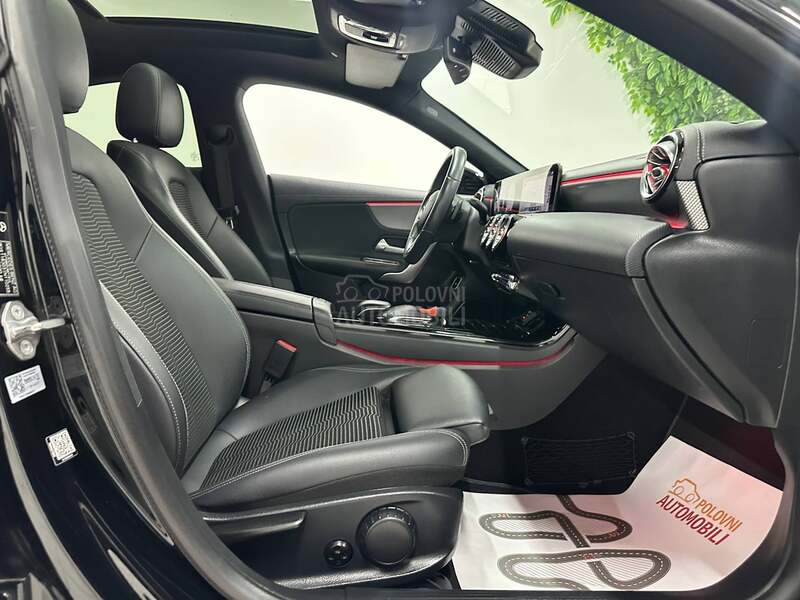Mercedes Benz CLA 180 d AUT PAN AMB