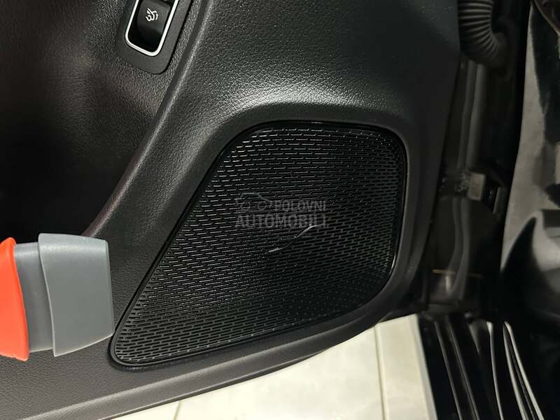 Mercedes Benz CLA 180 d AUT PAN AMB