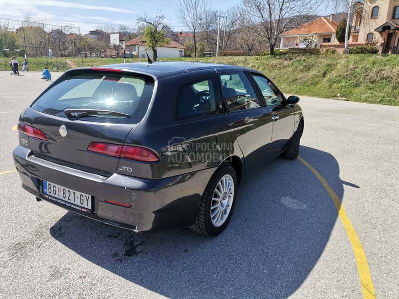 Alfa Romeo 156 