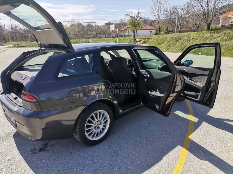 Alfa Romeo 156 