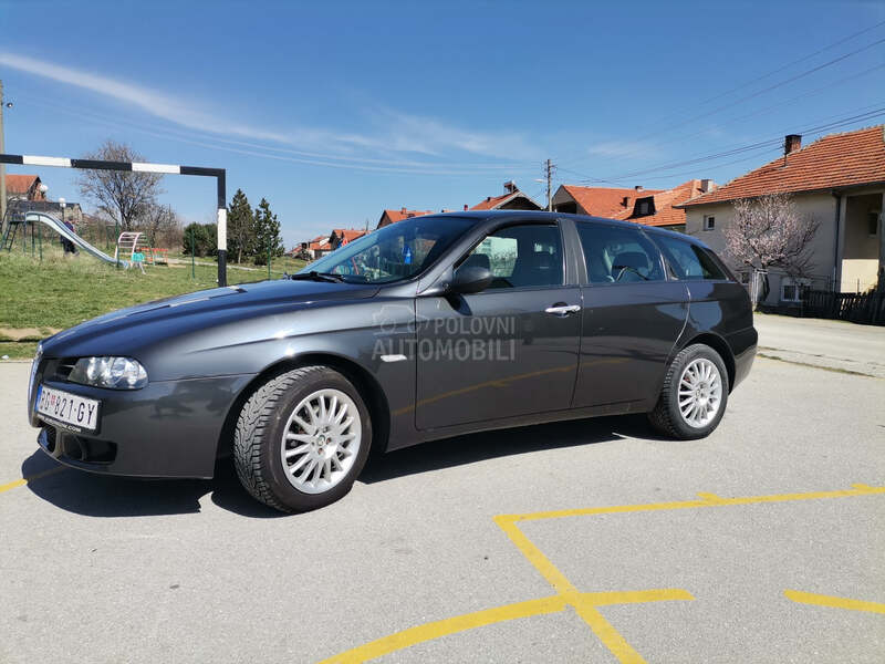 Alfa Romeo 156 