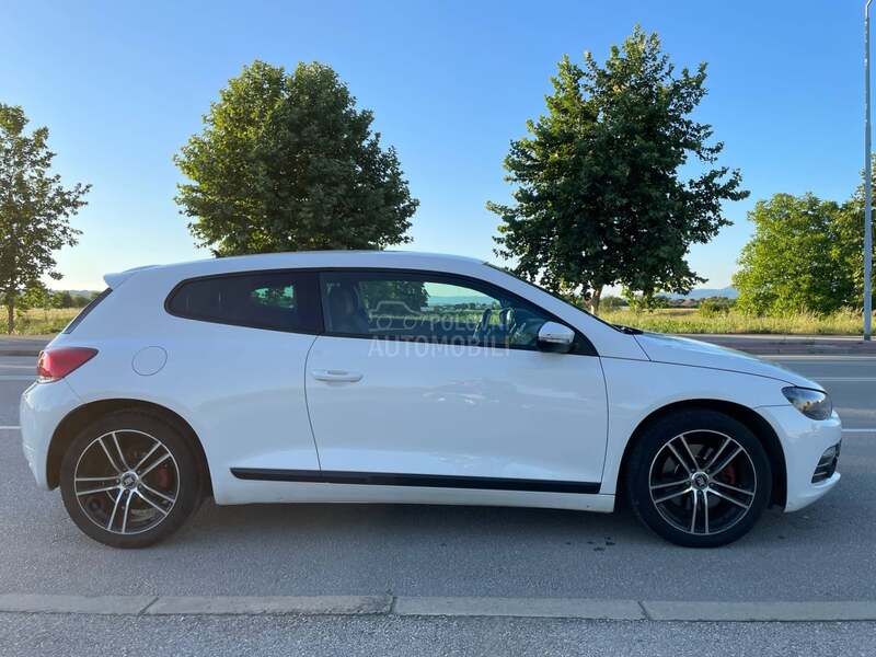 Volkswagen Scirocco 1.4 TSI R LINE