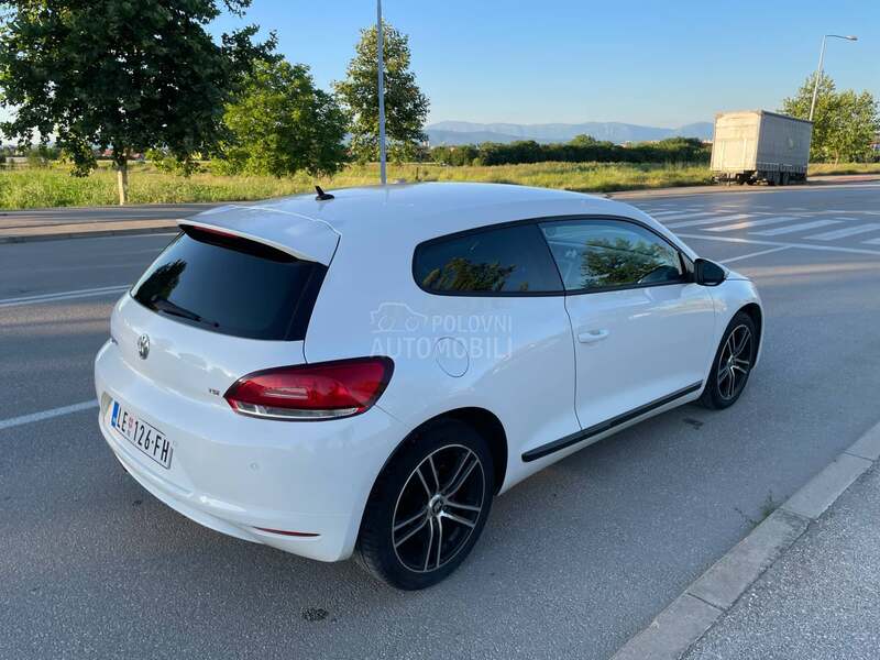 Volkswagen Scirocco 1.4 TSI R LINE
