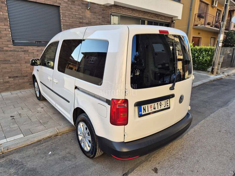 Volkswagen Caddy 2.0tdi Nav/Temp/ACC