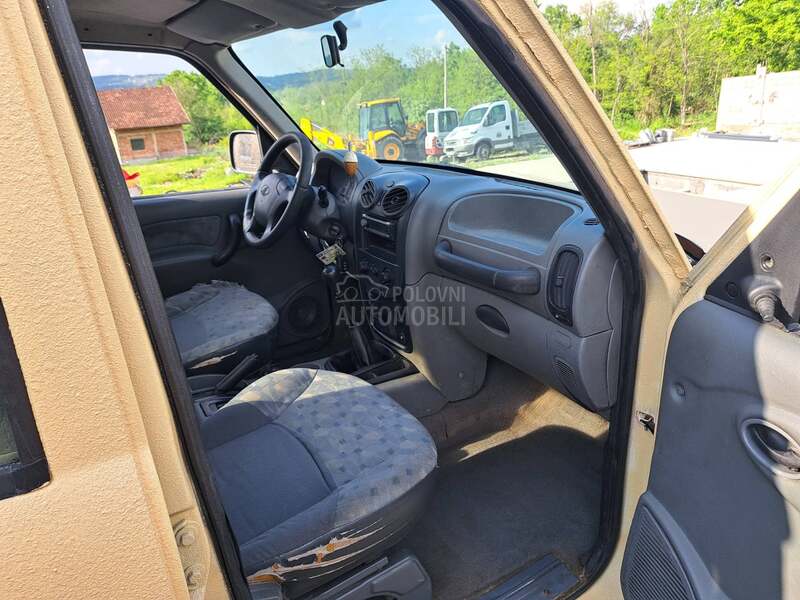 Mahindra Goa 2.5Crde