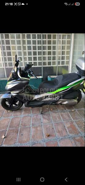 Peugeot Geopolis 250
