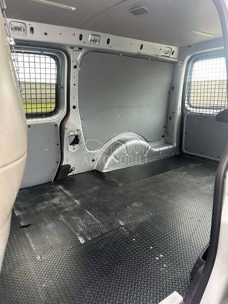 Volkswagen Caddy Maxi METAN