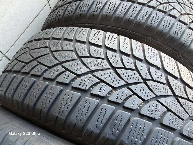 Dunlop 235/55 R18 Zimska