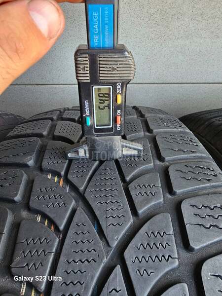 Dunlop 235/55 R18 Zimska