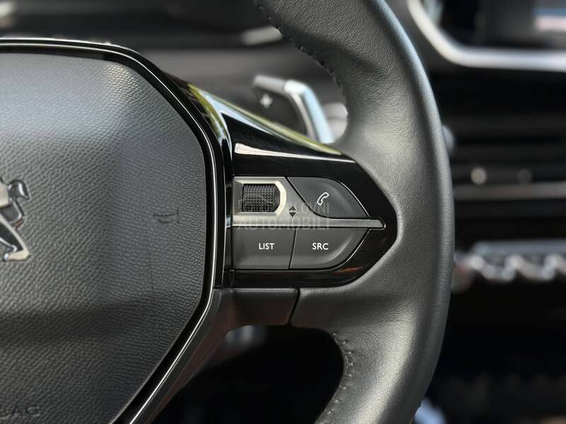 Peugeot 2008 Allure/Kamera/Auto