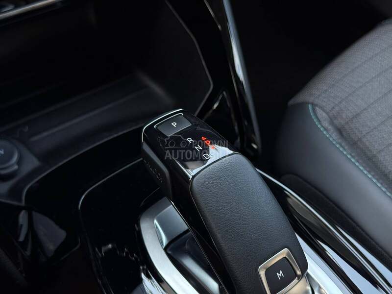 Peugeot 2008 Allure/Kamera/Auto