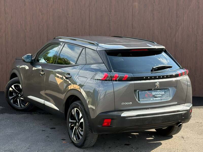Peugeot 2008 Allure/Kamera/Auto