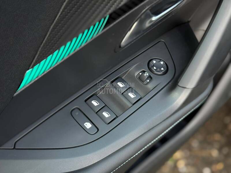 Peugeot 2008 Allure/Kamera/Auto
