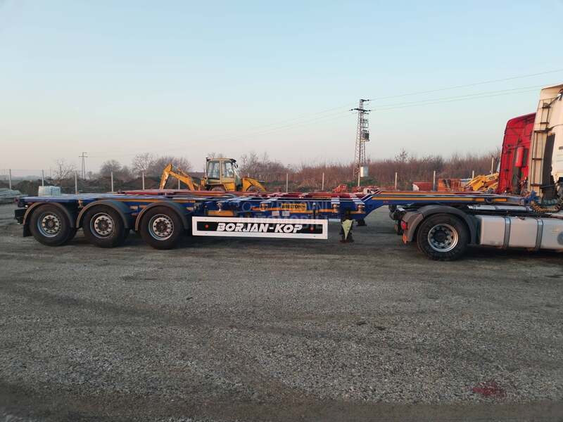 Wielton NS34 Kontejnerica