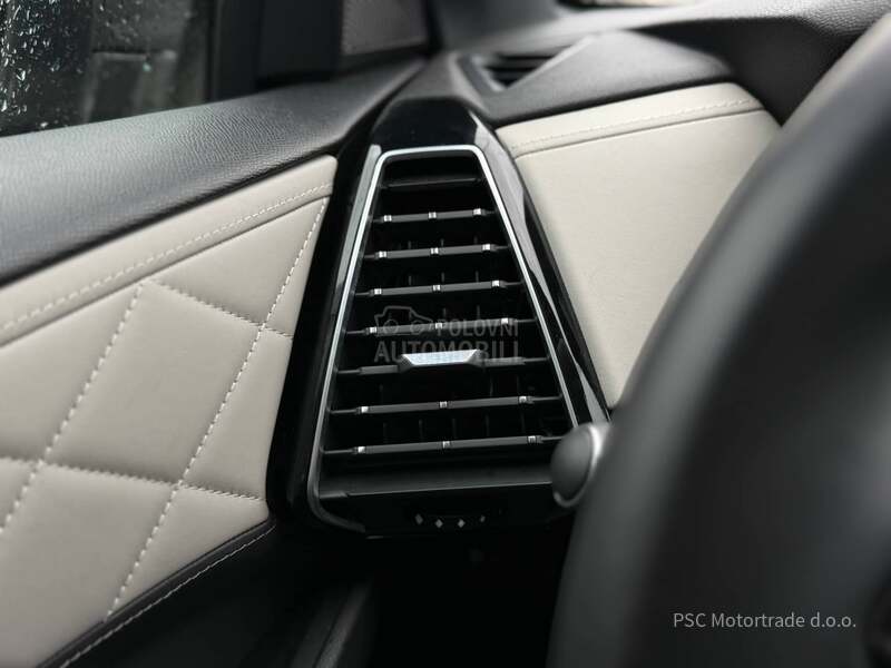DS 7 Rivoli/Led/Nav